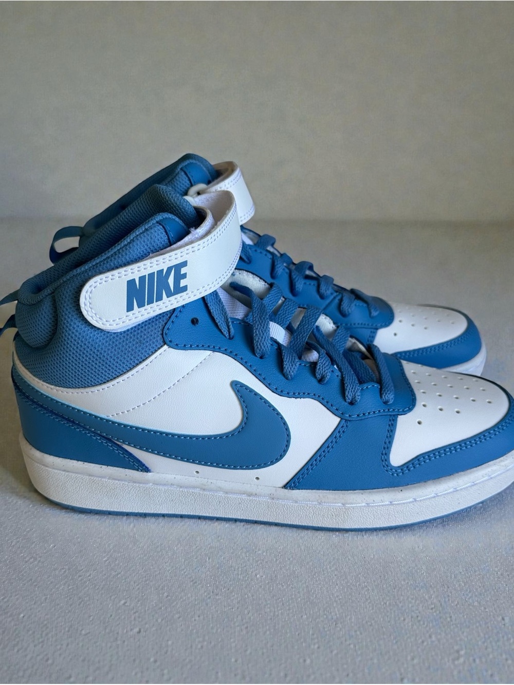 Nike Court Borough Mid 2 White Blue Beyond CD7782-123 Size 7Y Women's 8.5 NWOB